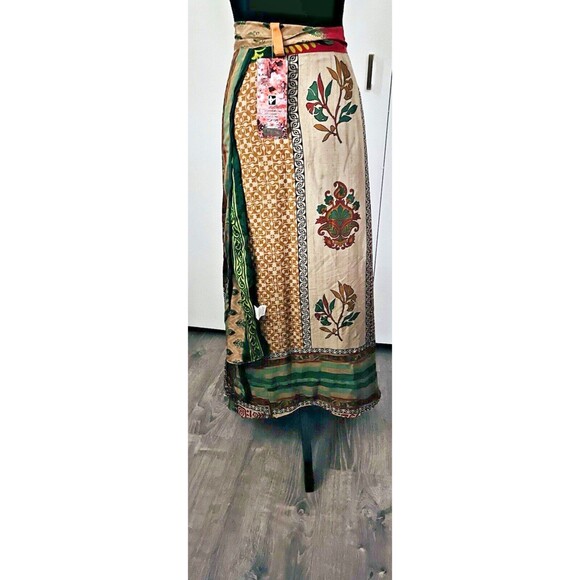 Maxi Reversible Sari Silk Wrap Skirt OSFM Multi layer Hippie Boho Festival Art - Picture 4 of 11